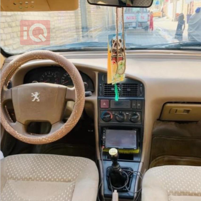 بيجو 405